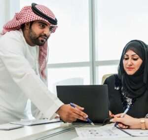  كيف تتفوق في سوق العمل: مهارات المستقبل التي لا تُدرّس بالجامعة